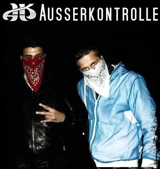 Album cover art for "Pyramide Auge" by AK AUSSERKONTROLLE & Fux Ausserkontrolle & Mosh36