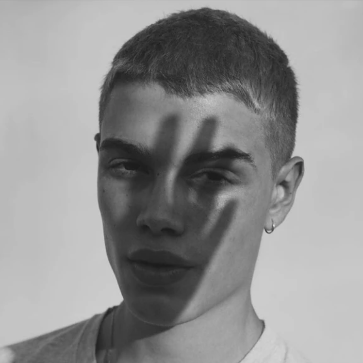 Cover image for Biondo