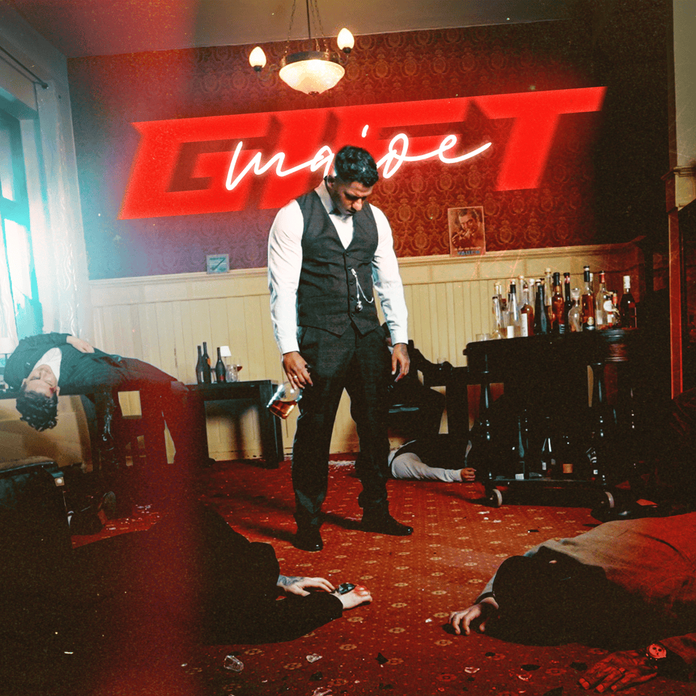 Album cover art for "GIFT" by Majoe