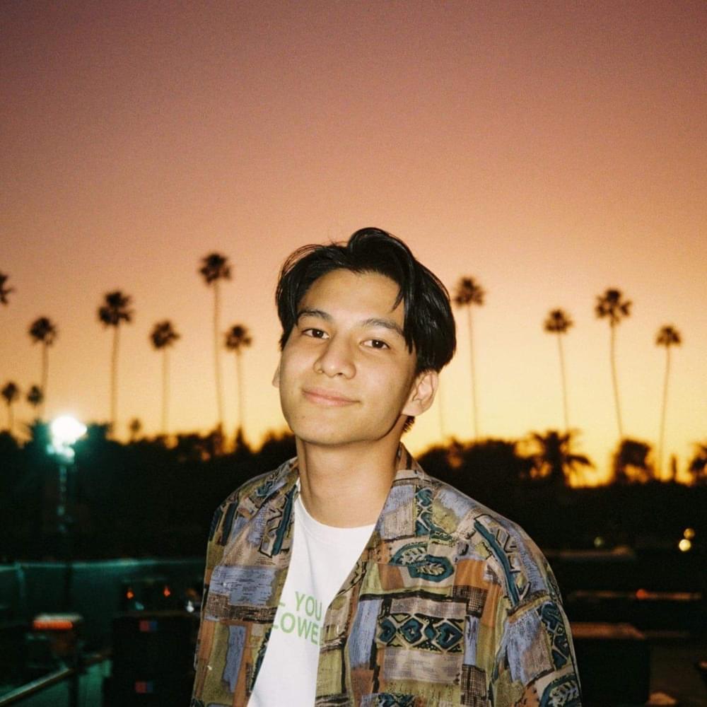 Phum Viphurit Profile Picture Photo of Phum Viphurit