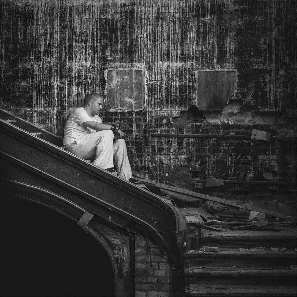 Intro by Piekielny