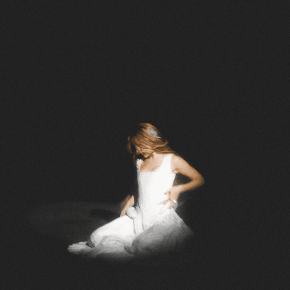 Album cover art for "Salvamento" by Belén Aguilera