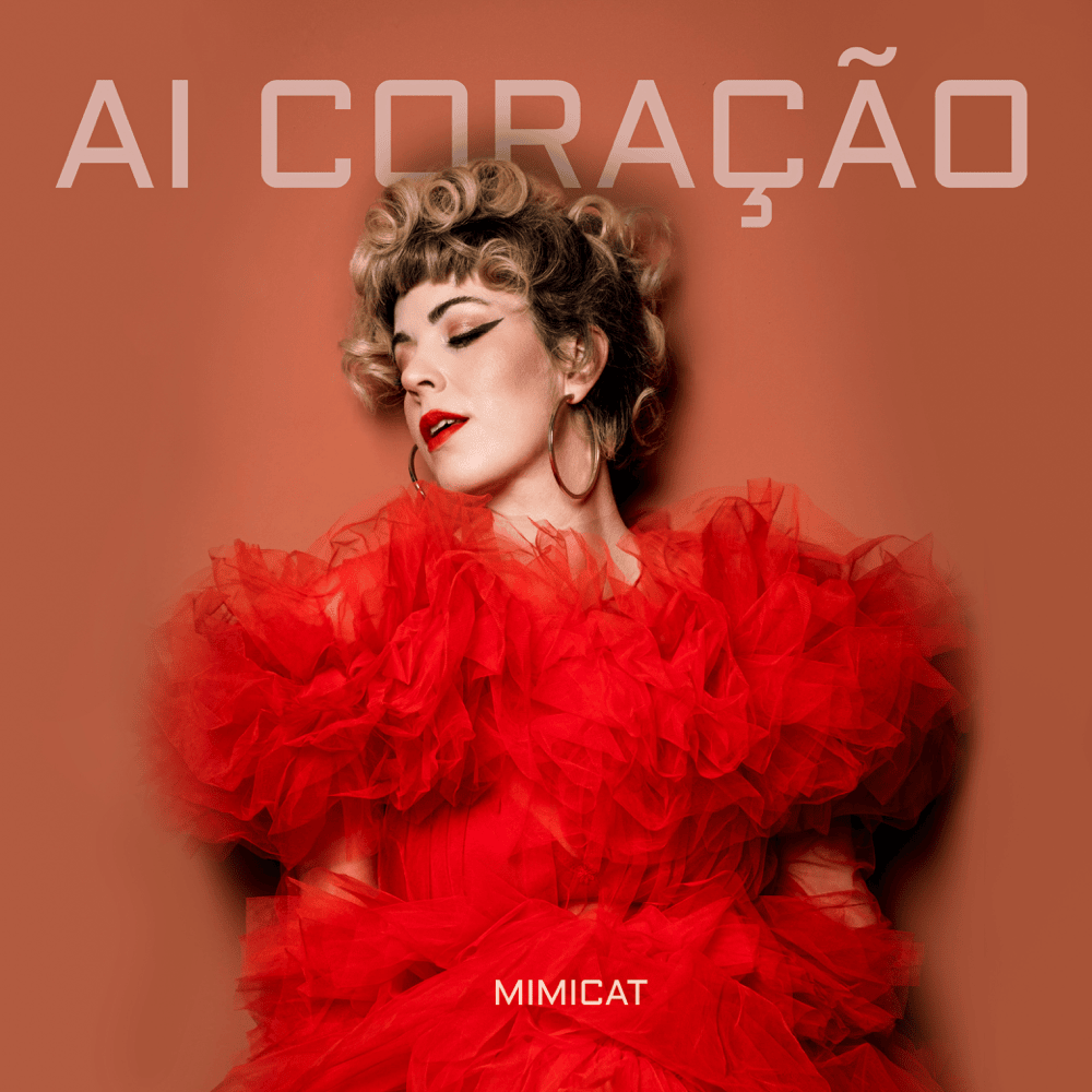 Album cover art for "Ai Coração" by Mimicat