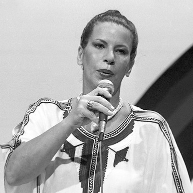 Nana Caymmi Profile Picture Photo of Nana Caymmi