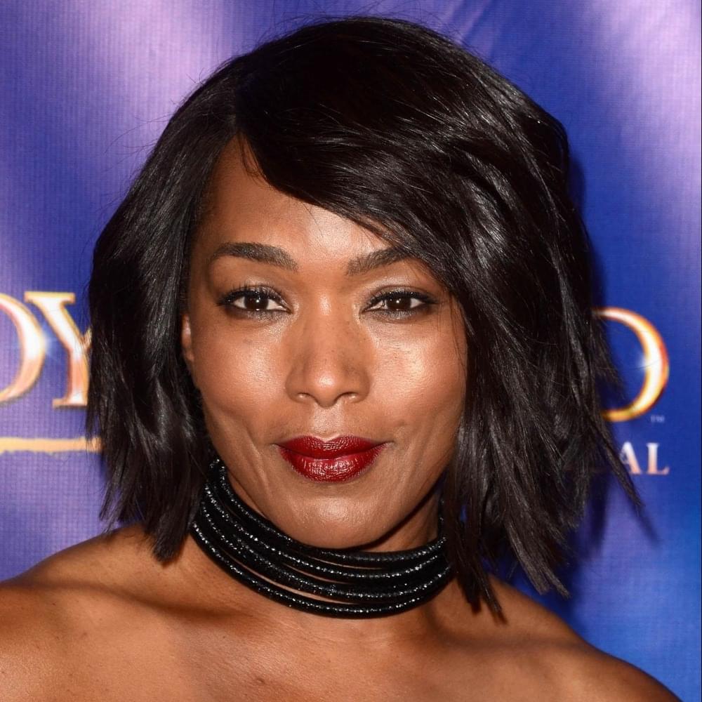 Angela Bassett Profile Picture Photo of Angela Bassett