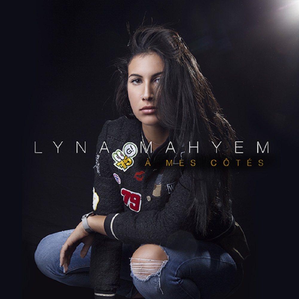 Album cover art for "À mes côtés" by Lyna Mahyem
