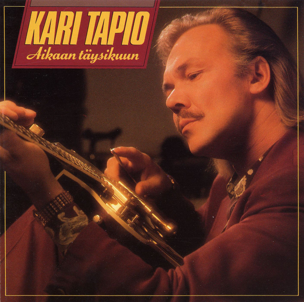 Cover image for Aikaan täysikuun