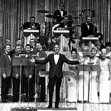 Ray Conniff Orchestra and Chorus Profile Picture Photo of Ray Conniff Orchestra and Chorus