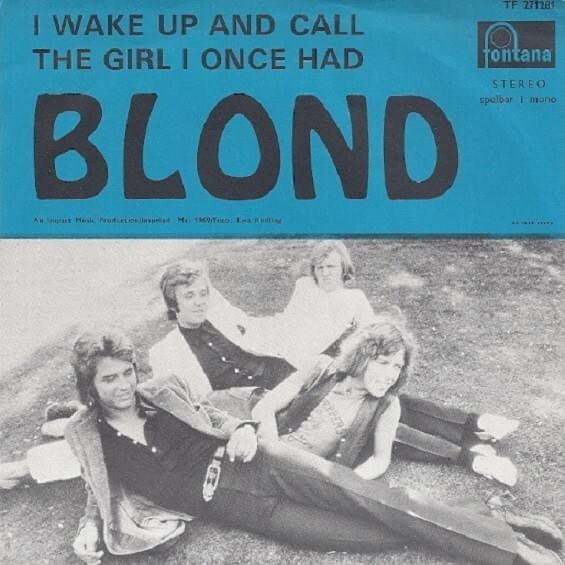 Cover image for I Wake Up And Call