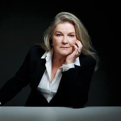 Photo of Kate Mulgrew