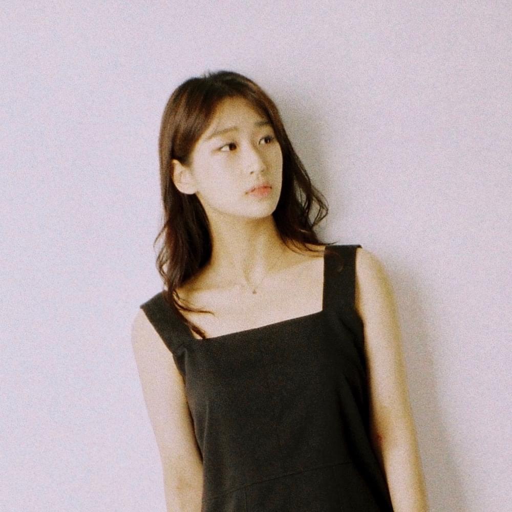 Photo of Leeseon (리선) (Singer-Songwriter)