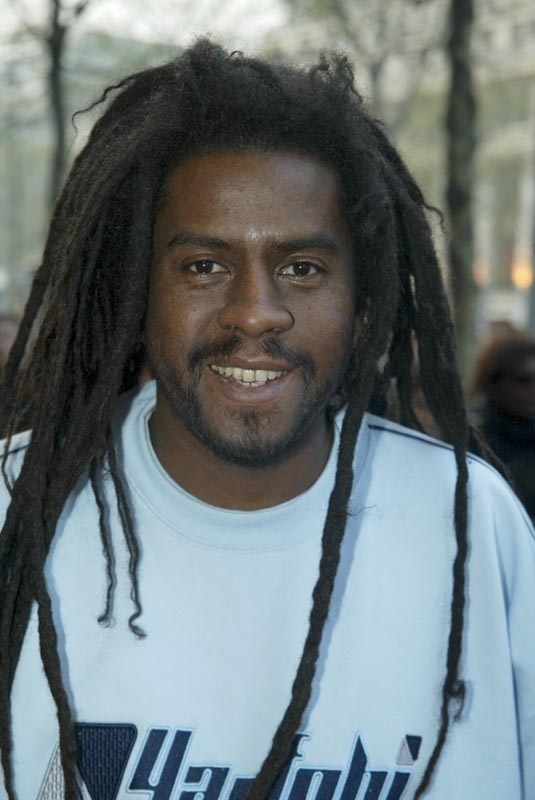 Tonton David Profile Picture Photo of Tonton David