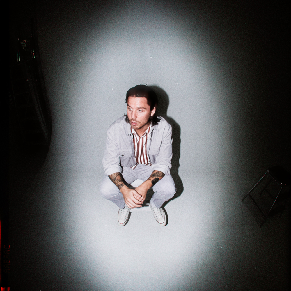 Album cover art for "Hur det känns att sakna" by Albin Johnsén