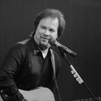 Larry Stewart Profile Picture Photo of Larry Stewart