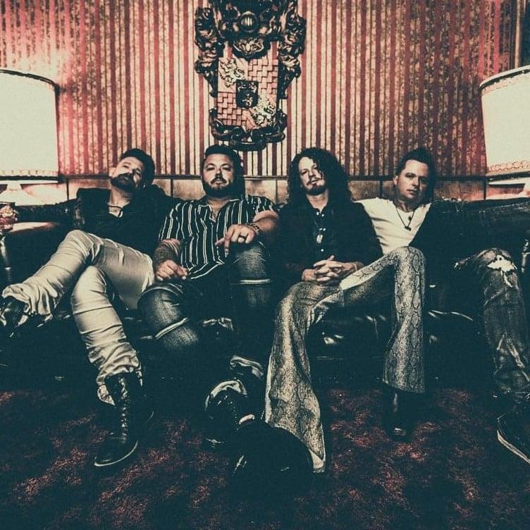 Hinder Profile Picture Photo of Hinder