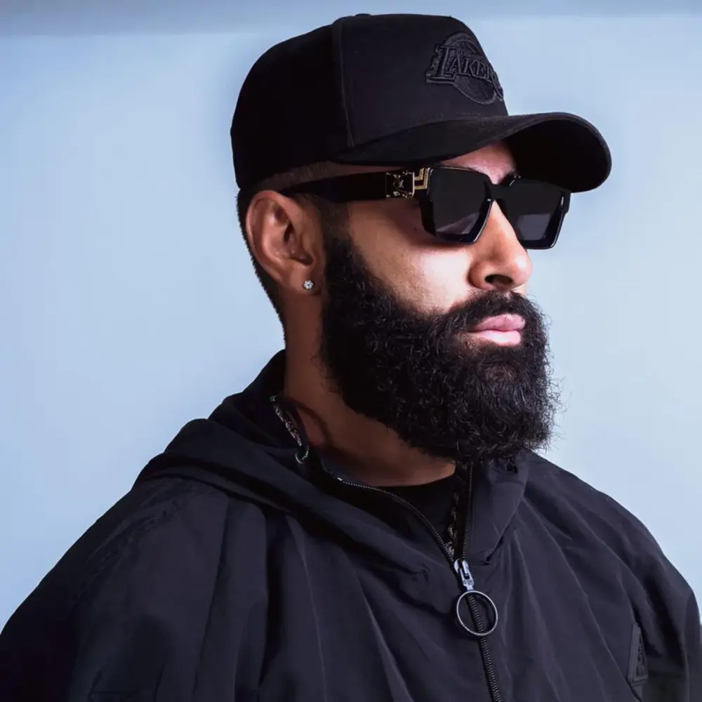Cover image for La Fouine
