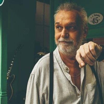 Photo of David Lebón