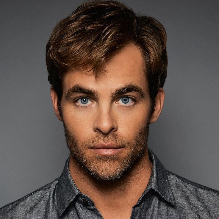 Chris Pine Profile Picture Photo of Chris Pine