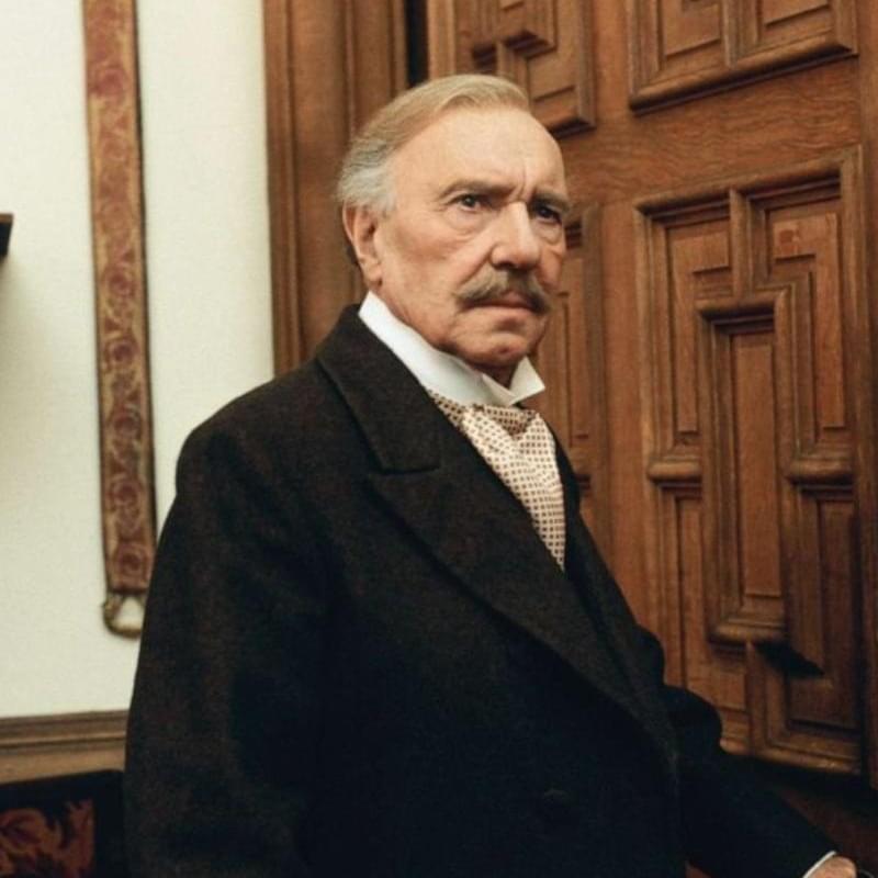 Photo of Ralph Richardson