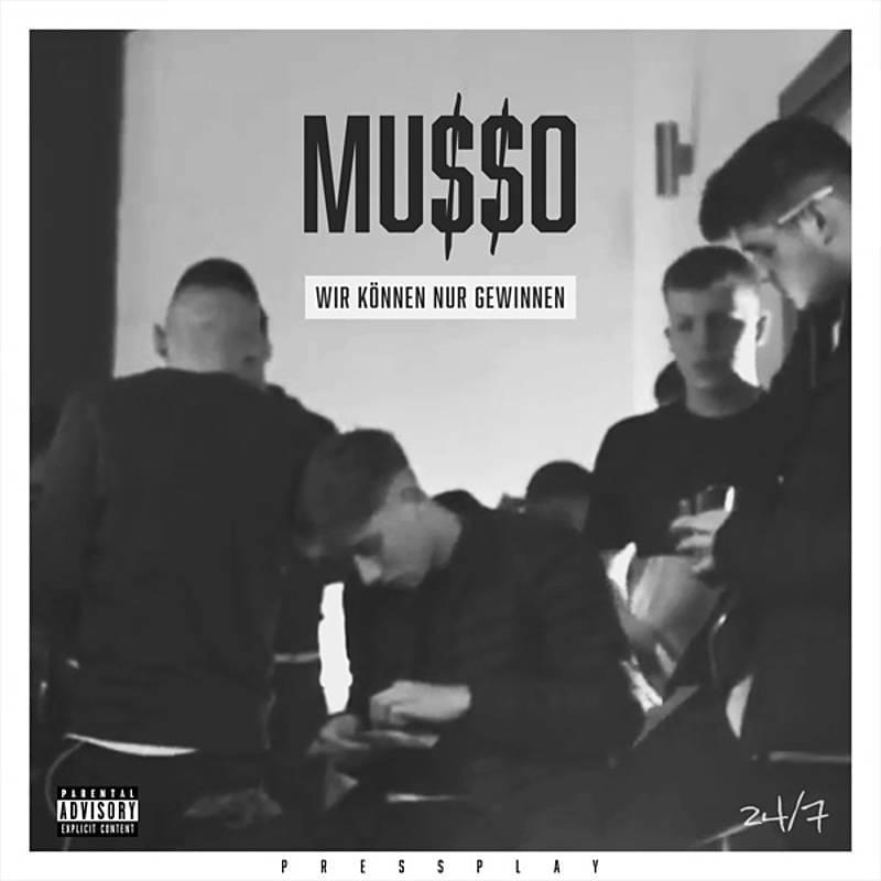 Album cover art for "Wir sind wach Bruder" by Musso