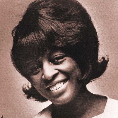 Lorraine Ellison Profile Picture Photo of Lorraine Ellison