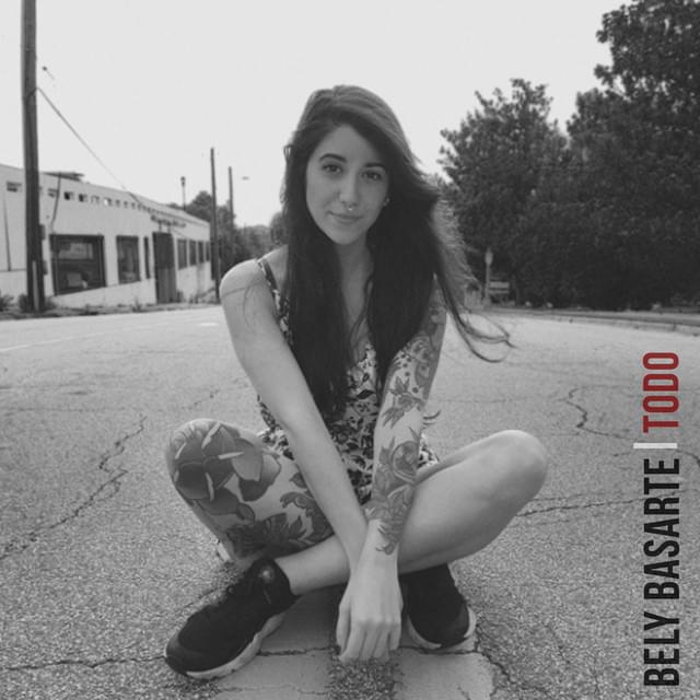 Album cover art for "Todo (Pereza)" by Bely Basarte