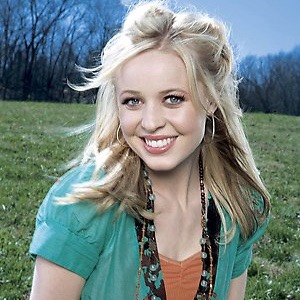 Photo of Carmen Rasmusen
