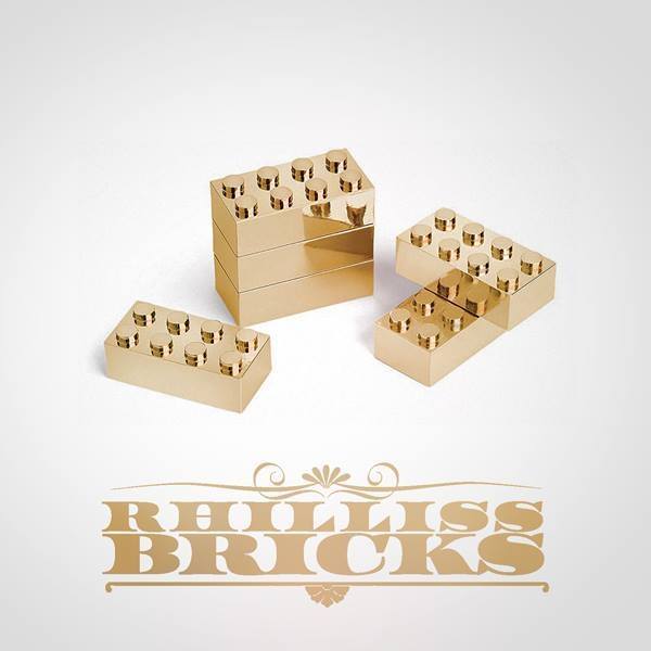Cover image for Rhilliss Bricks