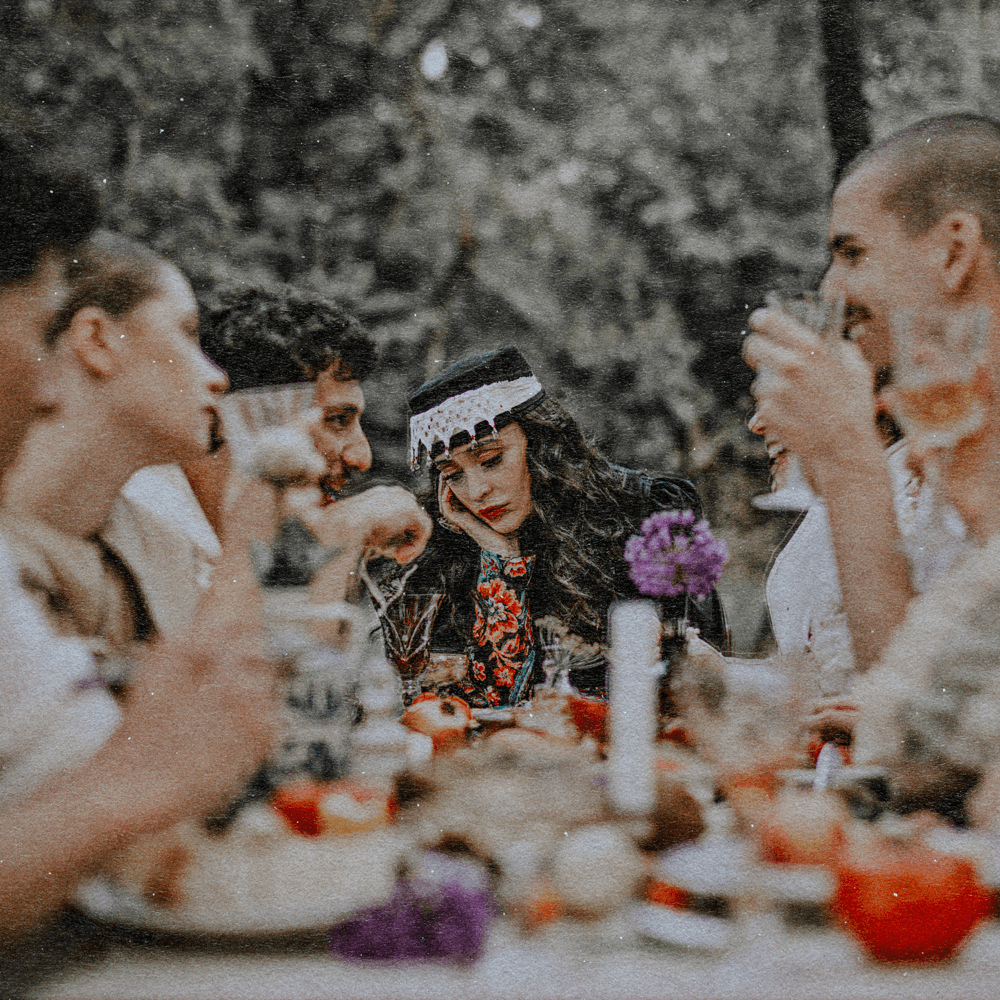 Album cover art for "Bădiță" by Irina Rimes