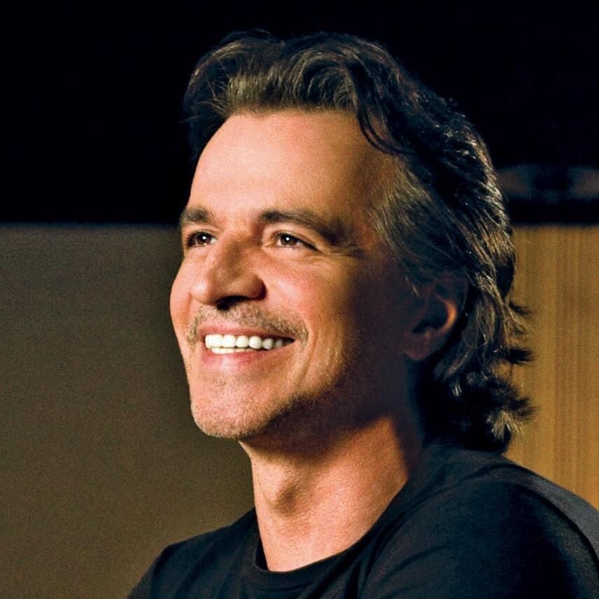 Photo of Yanni