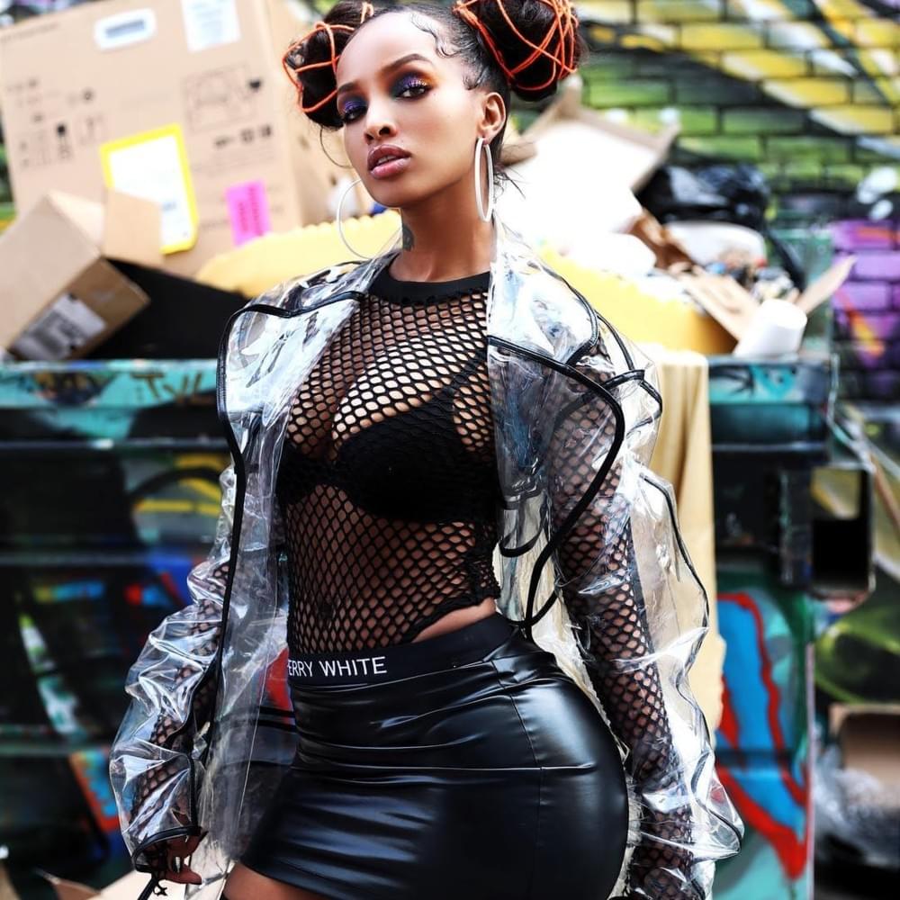 Cover image for Lola Monroe
