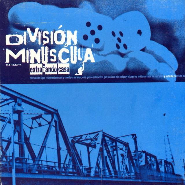 Album cover art for "Música" by División Minúscula