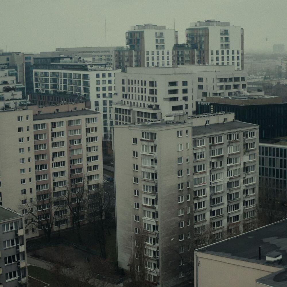 Album cover art for "Nadal Jestem tu" by KęKę
