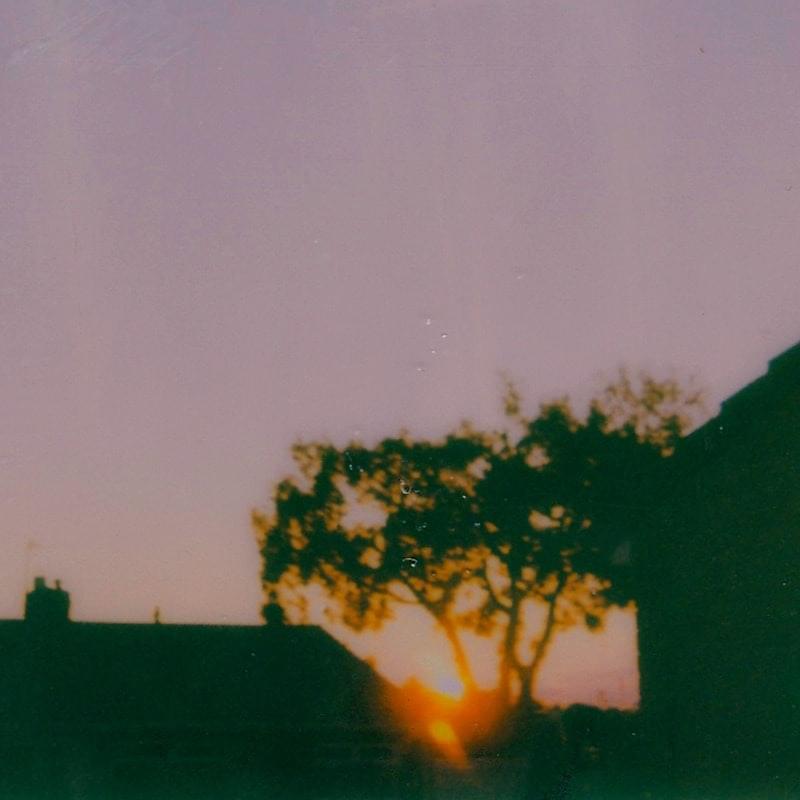 Album cover art for "Wallo" by Tchubi