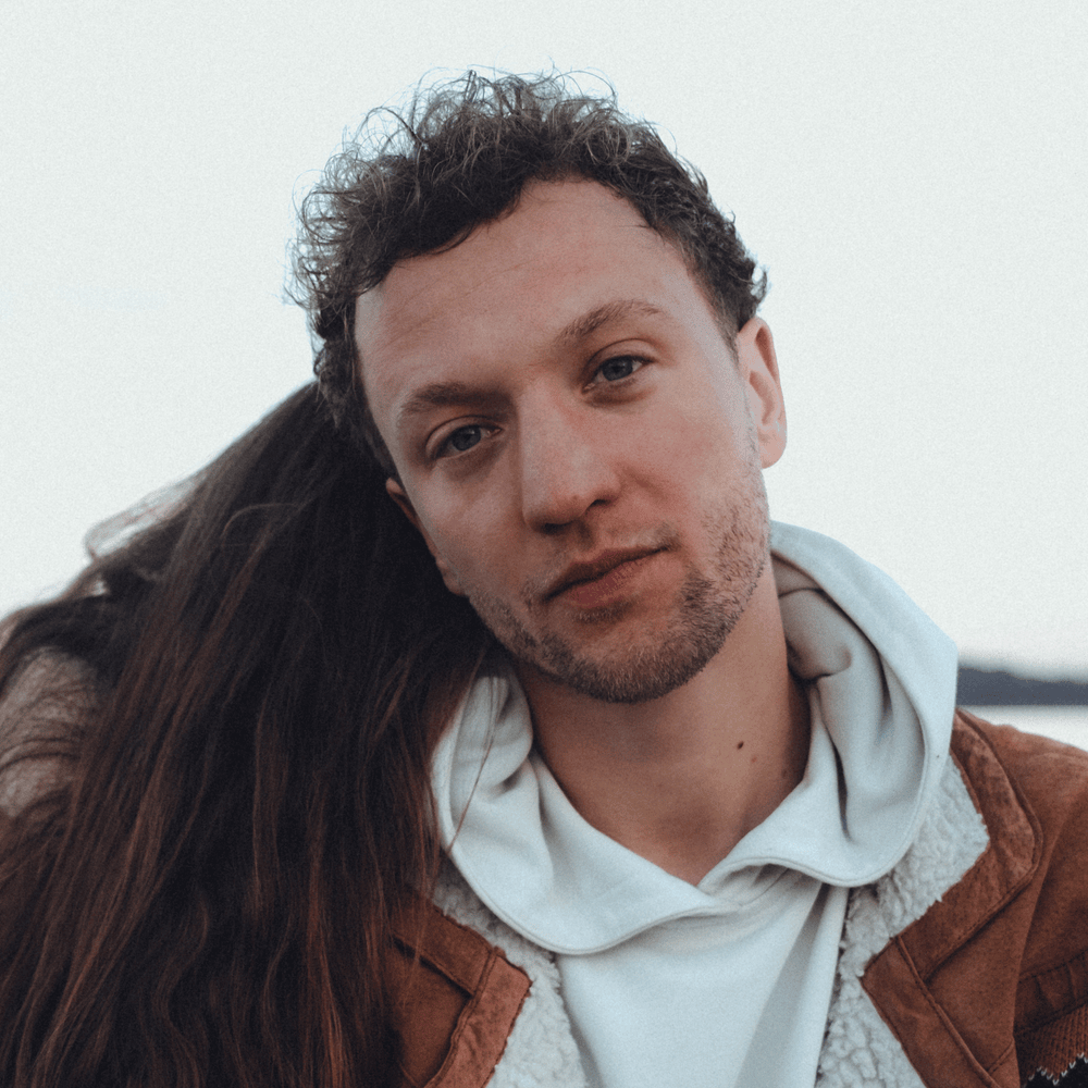 Album cover art for "eigentlich" by JORIS