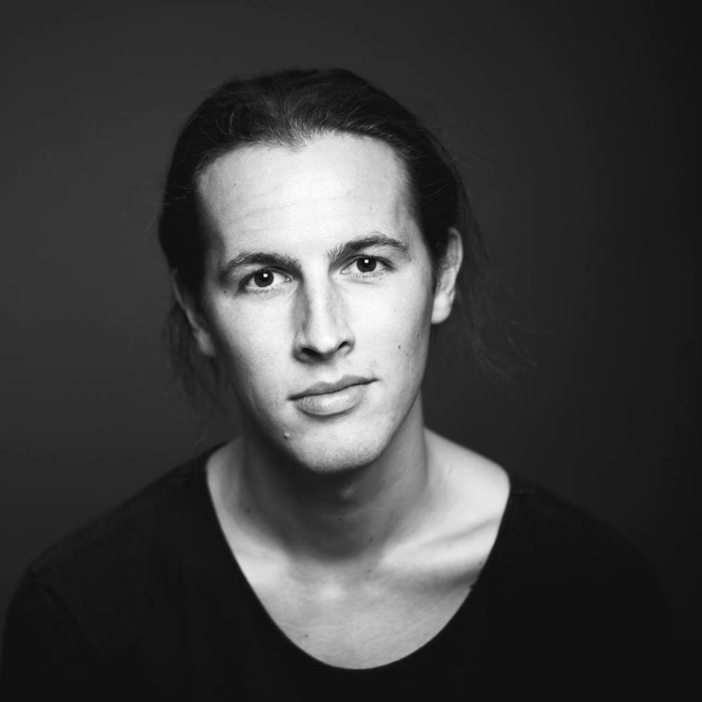 Cover image for Riley Pearce