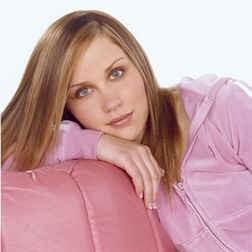 Photo of Nikki Cleary