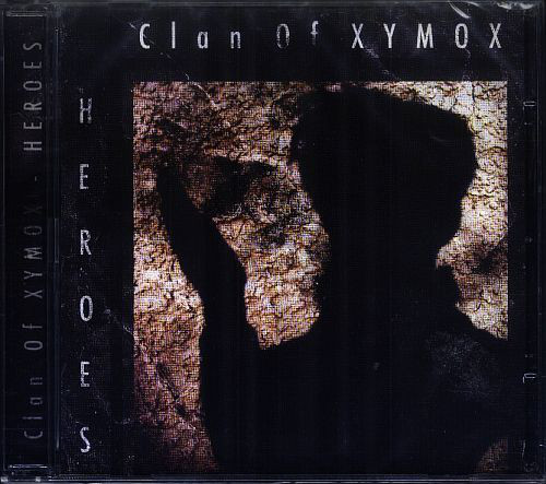 Cover image for Heroes