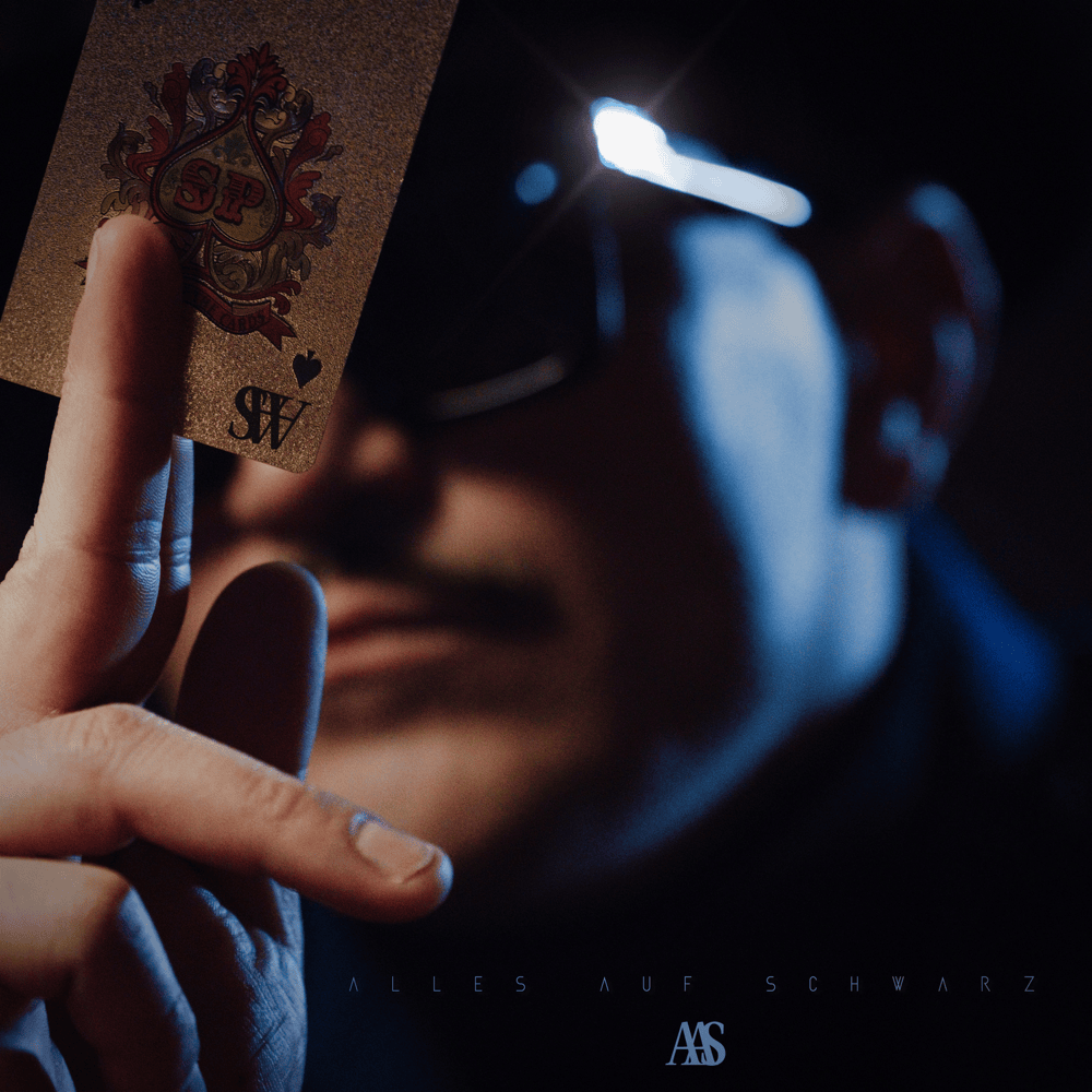 Album cover art for "Alles Auf Schwarz" by CAPO