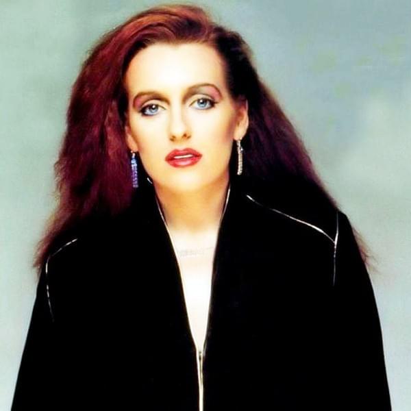 Photo of Kelly Marie