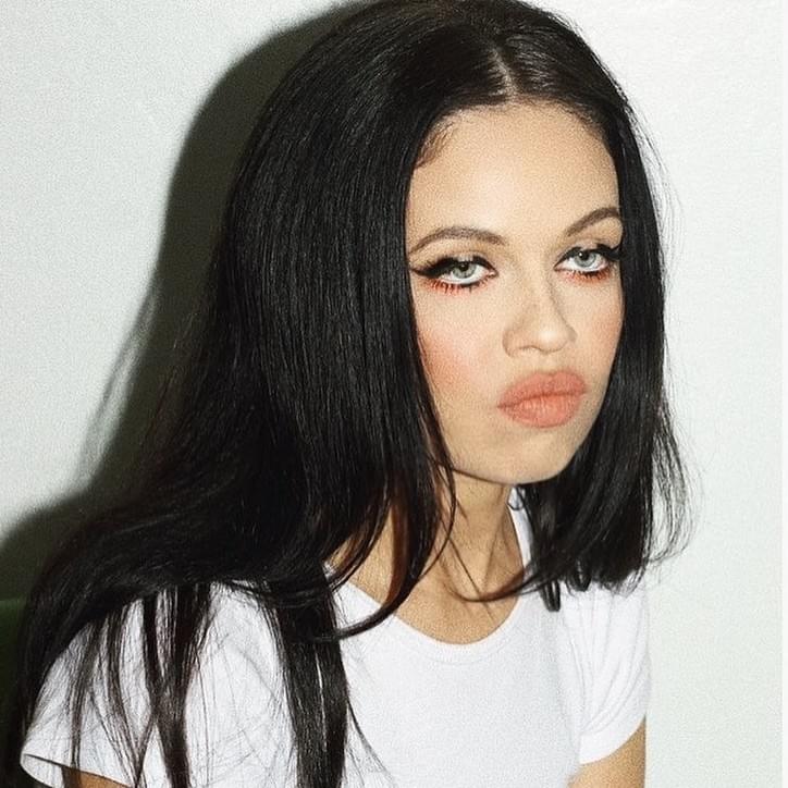 Photo of Kelsy Karter & The Heroines
