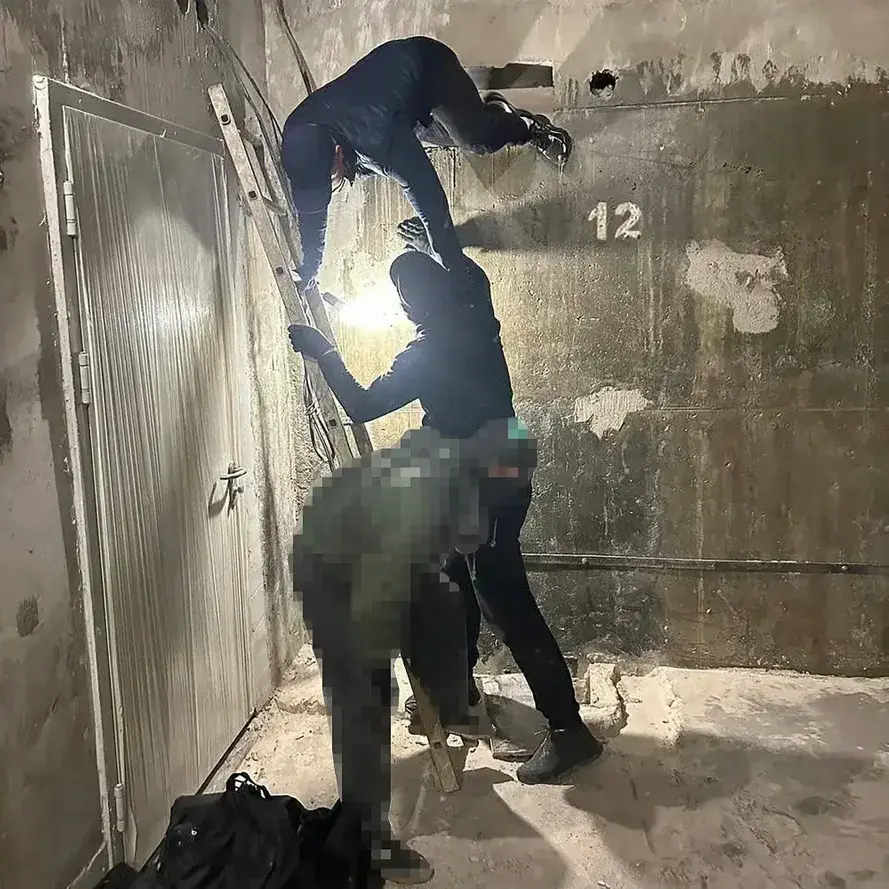 Album cover art for "ГАНДИКАП (HANDICAP)" by Boulevard Depo