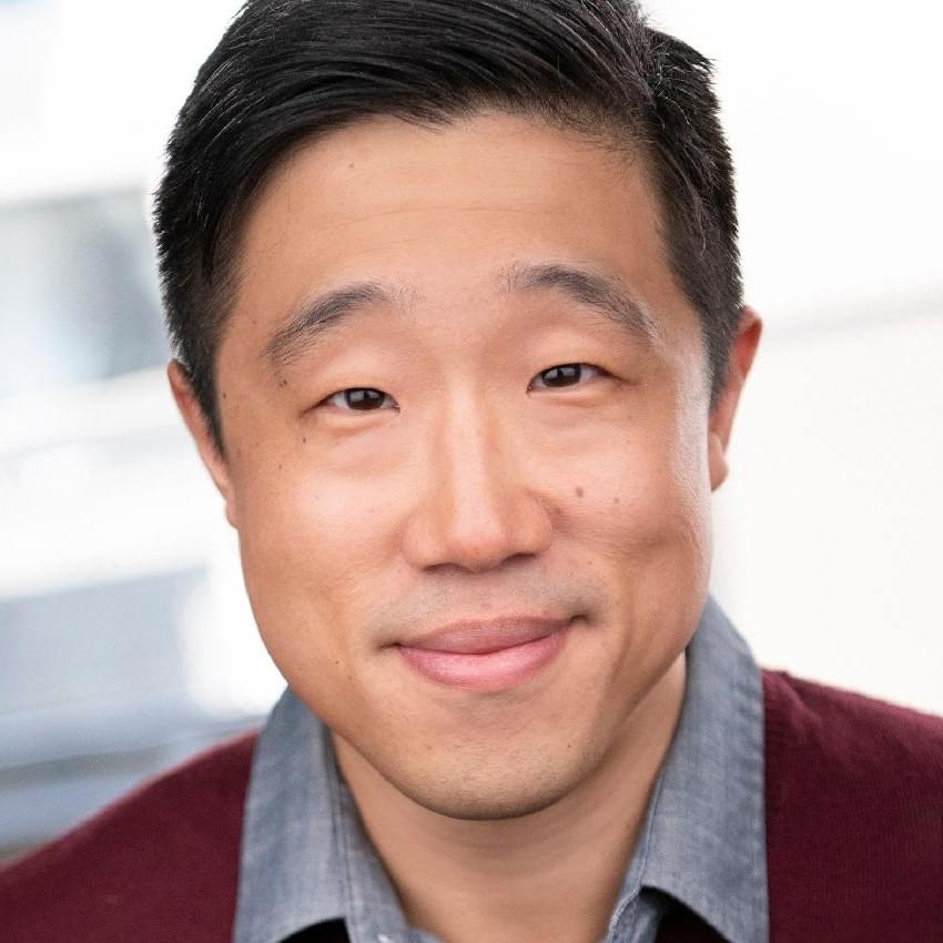 Photo of Raymond J. Lee