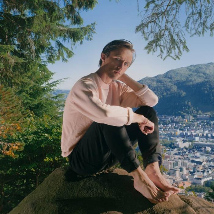Album cover art for "Kiss Me More" by Sondre Lerche