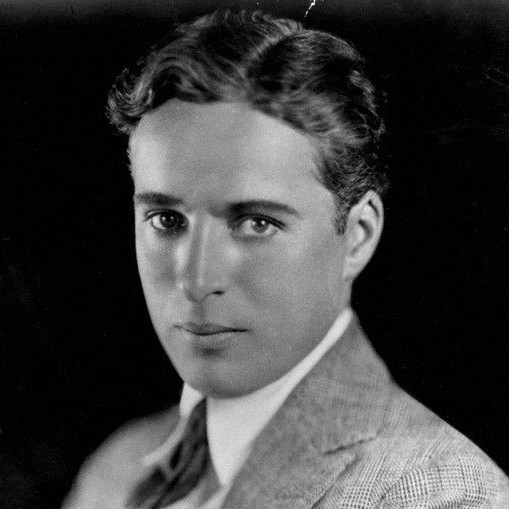 Cover image for Charlie Chaplin