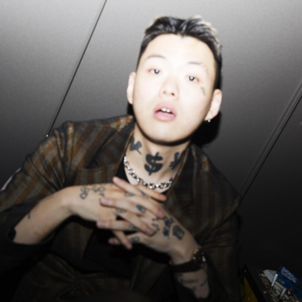 unofficialboyy (언오피셜보이) Profile Picture Photo of unofficialboyy (언오피셜보이)