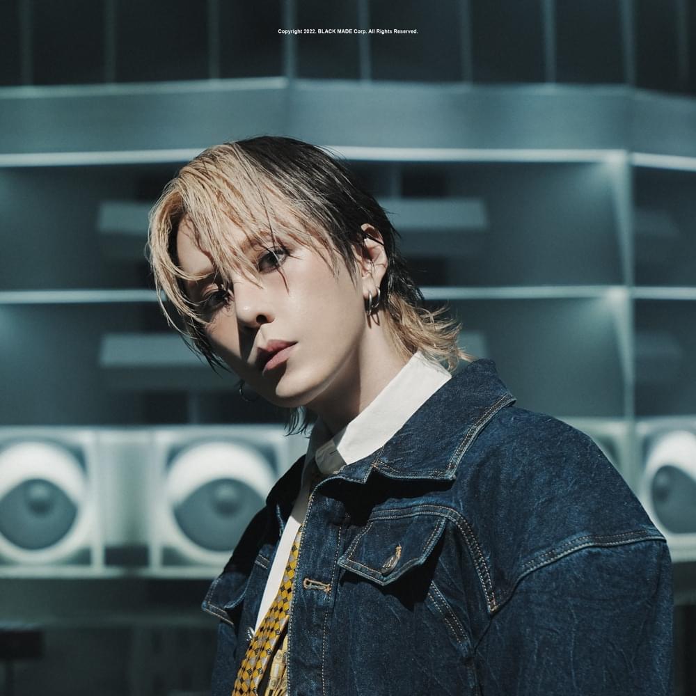 Cover image for Yong Jun Hyung (용준형)