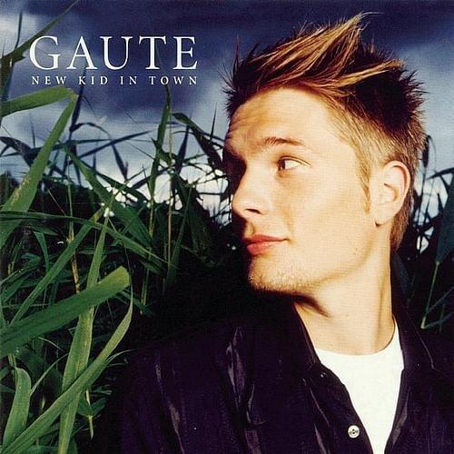 Album cover art for "Chasing Rainbows" by Gaute Ormåsen