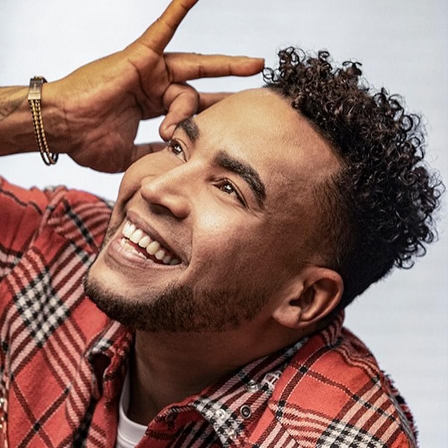Cover image for Don Omar