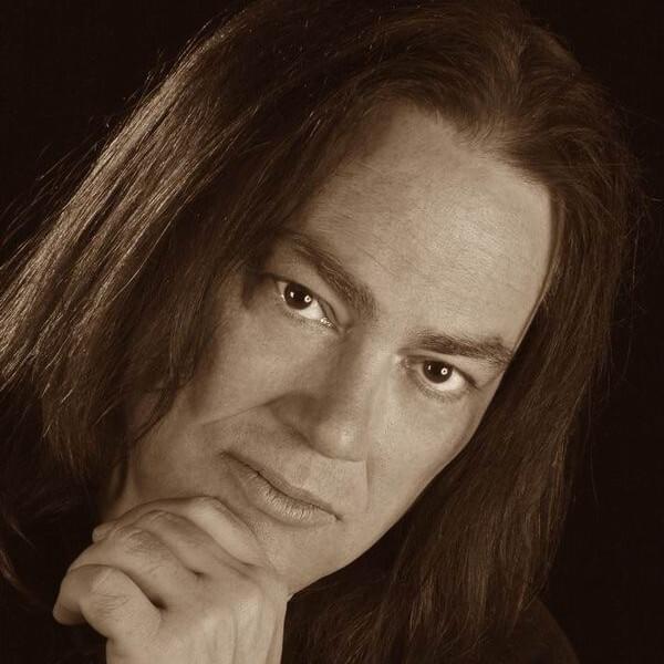 Photo of Tony Carey